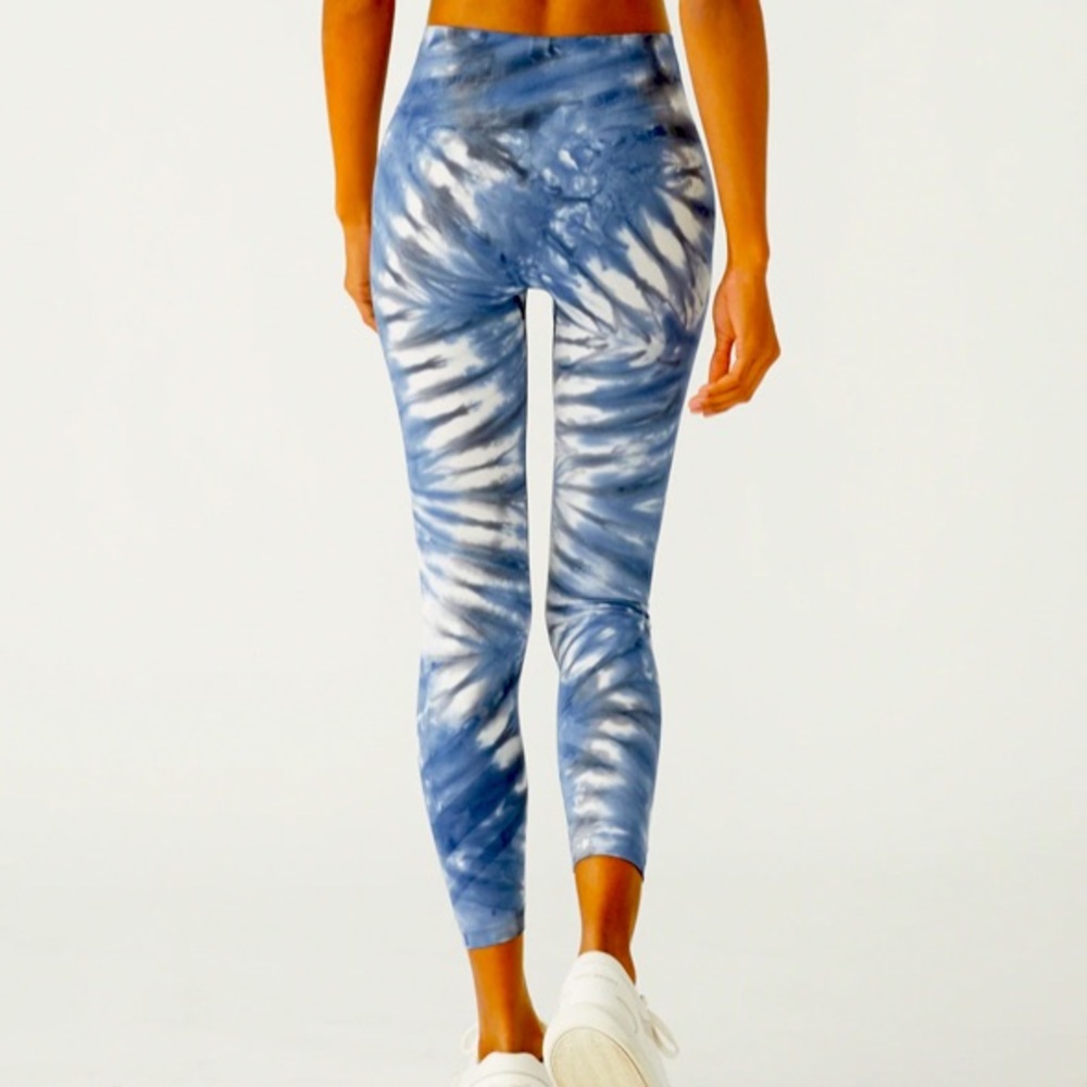 TORY BURCH SPORT HIGH-RISE SEAMLESS TIE-DYE 7/8 LEGGINGS IN TORY NAVY SIZE SMALL